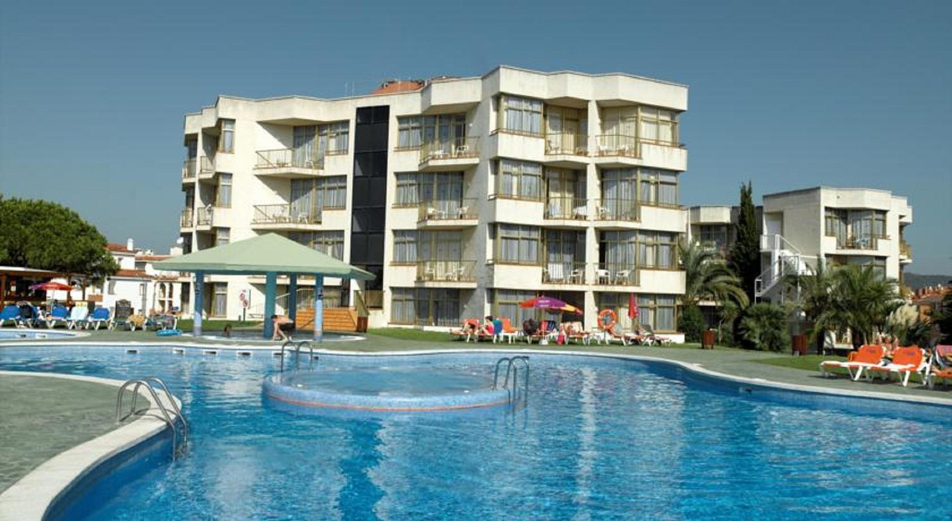 Ar Bolero Park 3*