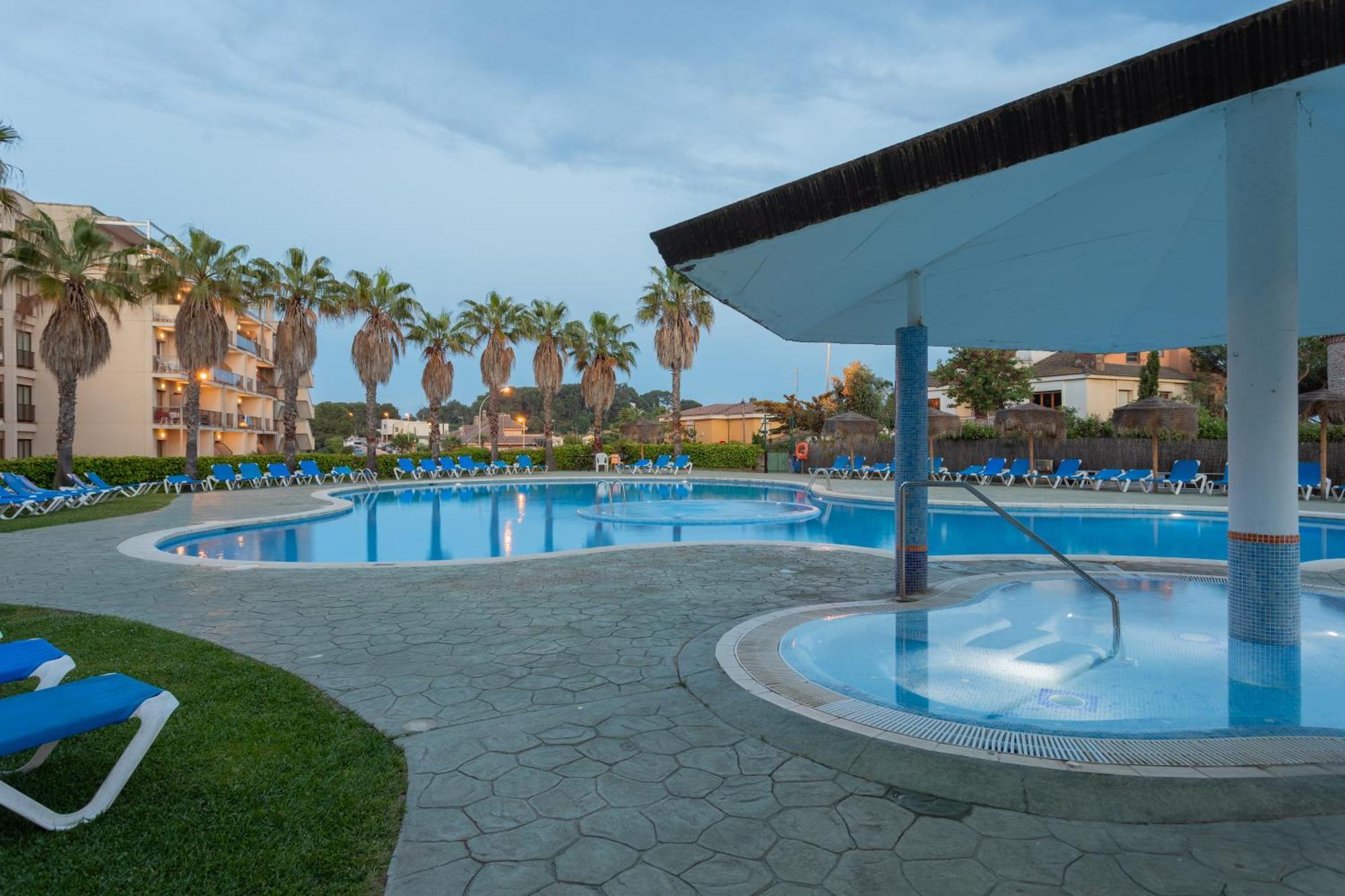 Apartahotel Bolero 3*